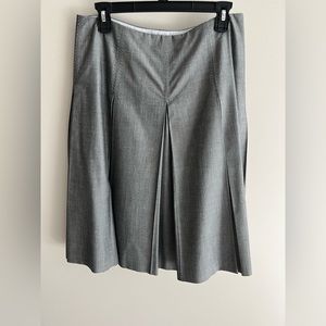 Kate Hill size 6 Grey Box Pleat Skirt